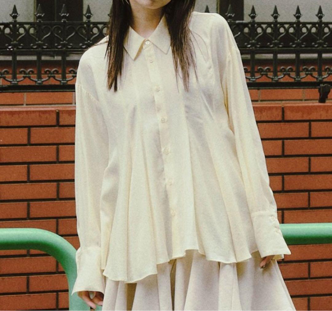 COCODEALフレアーペプラムシャツ