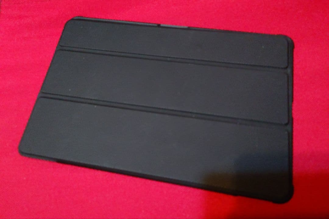 GALAXY tab s9　spigenカバー付き