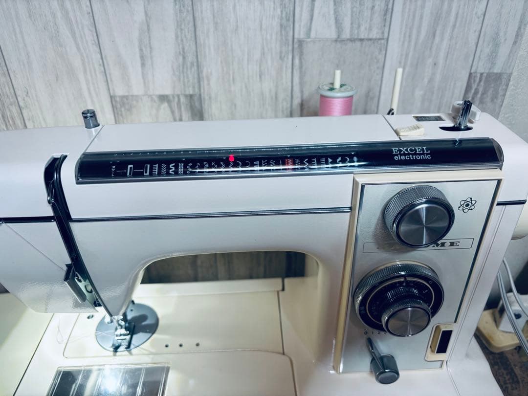 ジャノメ エクセル.フリーモーション刺繍もできるレトロミシン、清掃整備済み