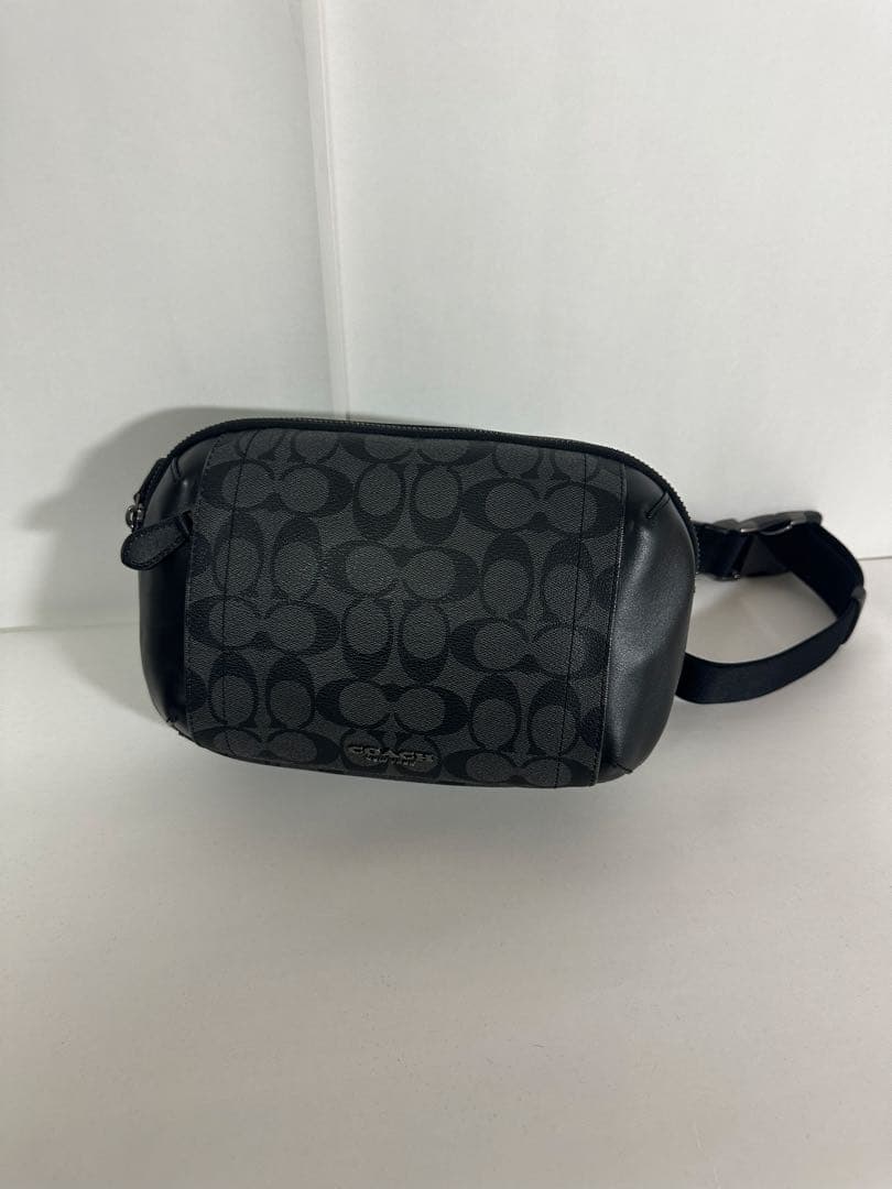 【美品】COACH コーチ PVC クロスボディバッグ シグネチャー