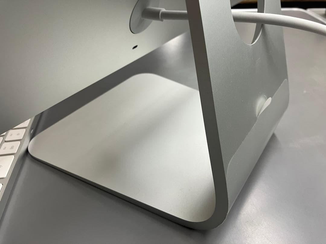 美品iMac 2020 27インチ 5K / i7 / 1TB SSD