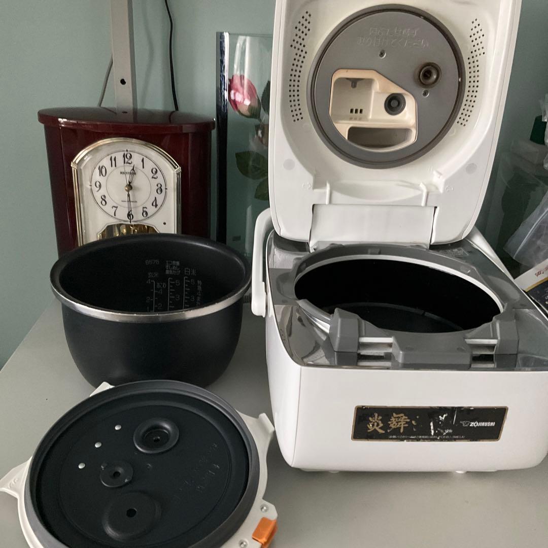 象印　極め炊き　炎舞炊き　２２年製　　　　約15万円でした。