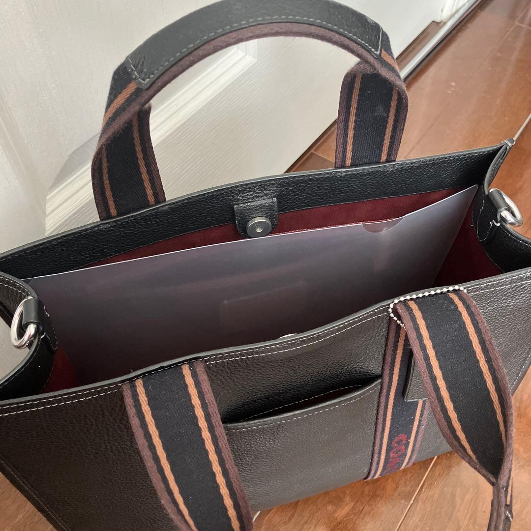 COACH ブラックトートバッグ