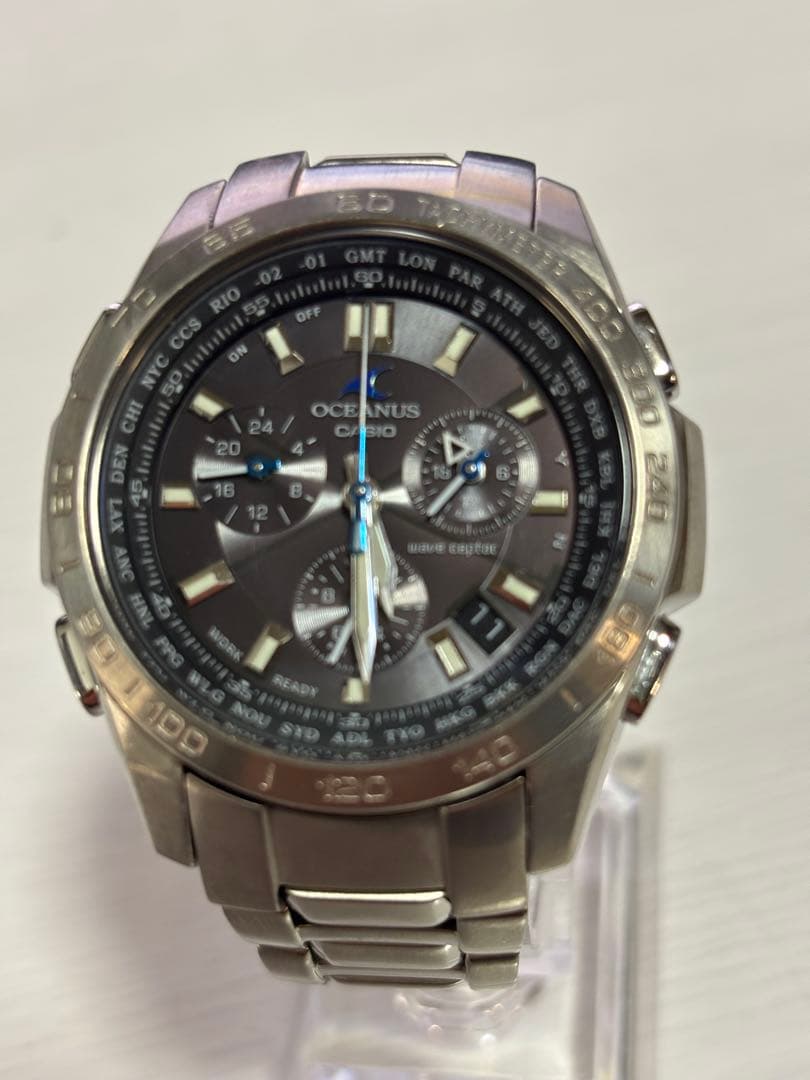 OCEANUS OCW-600電波ソーラーフルチタン、サファイアガラス