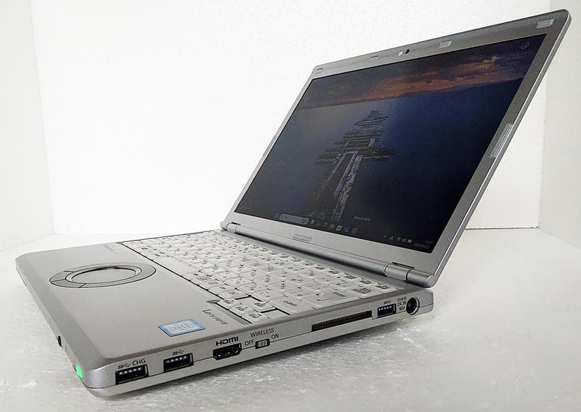 軽量コンパクト Panasonic CF-SZ6（LTE対応）