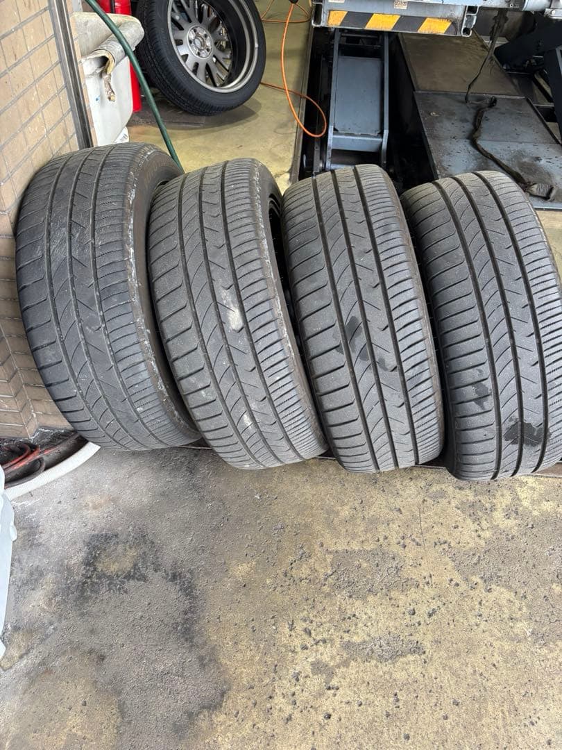 トヨタ 30系 アルファード SCパッケージ 純正 235/50R18