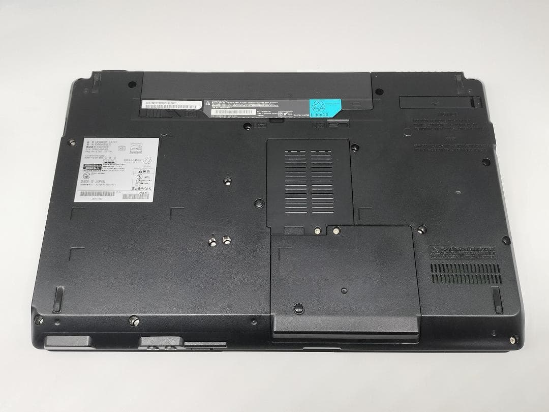 【FUJITSU】爆速 Core i7/新品SSD128GBノートパソコン B2