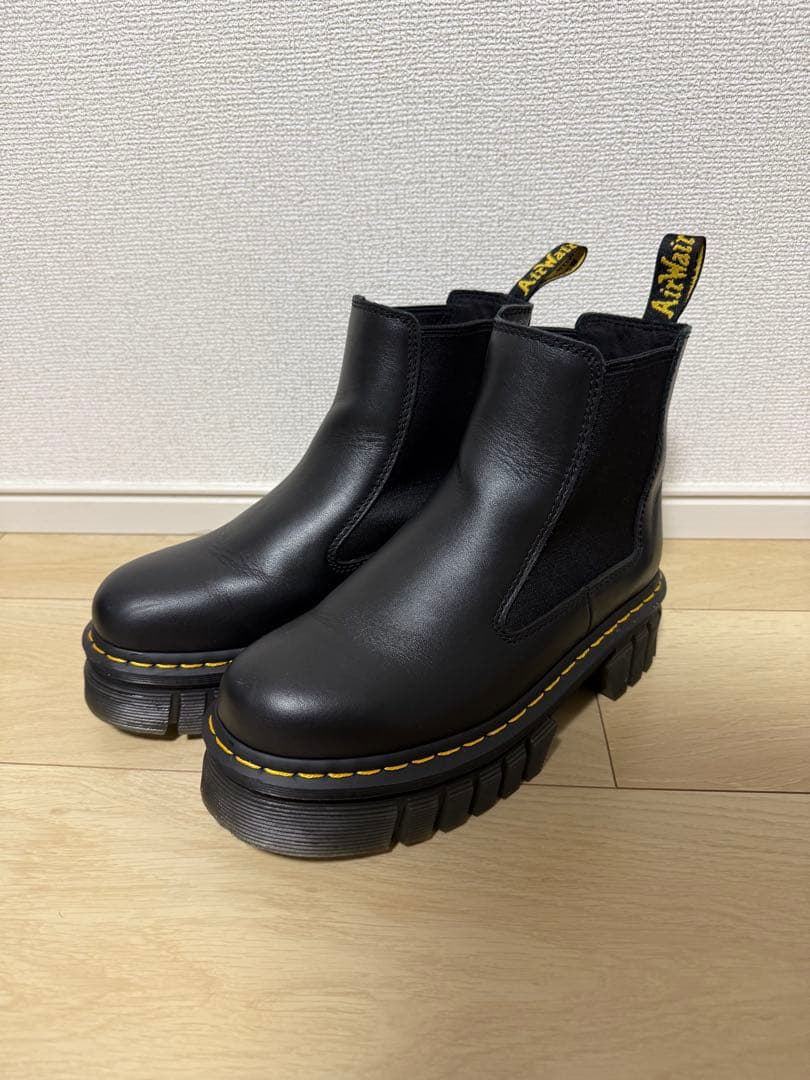 ドクターマーチン 厚底ブーツ 24.5cm