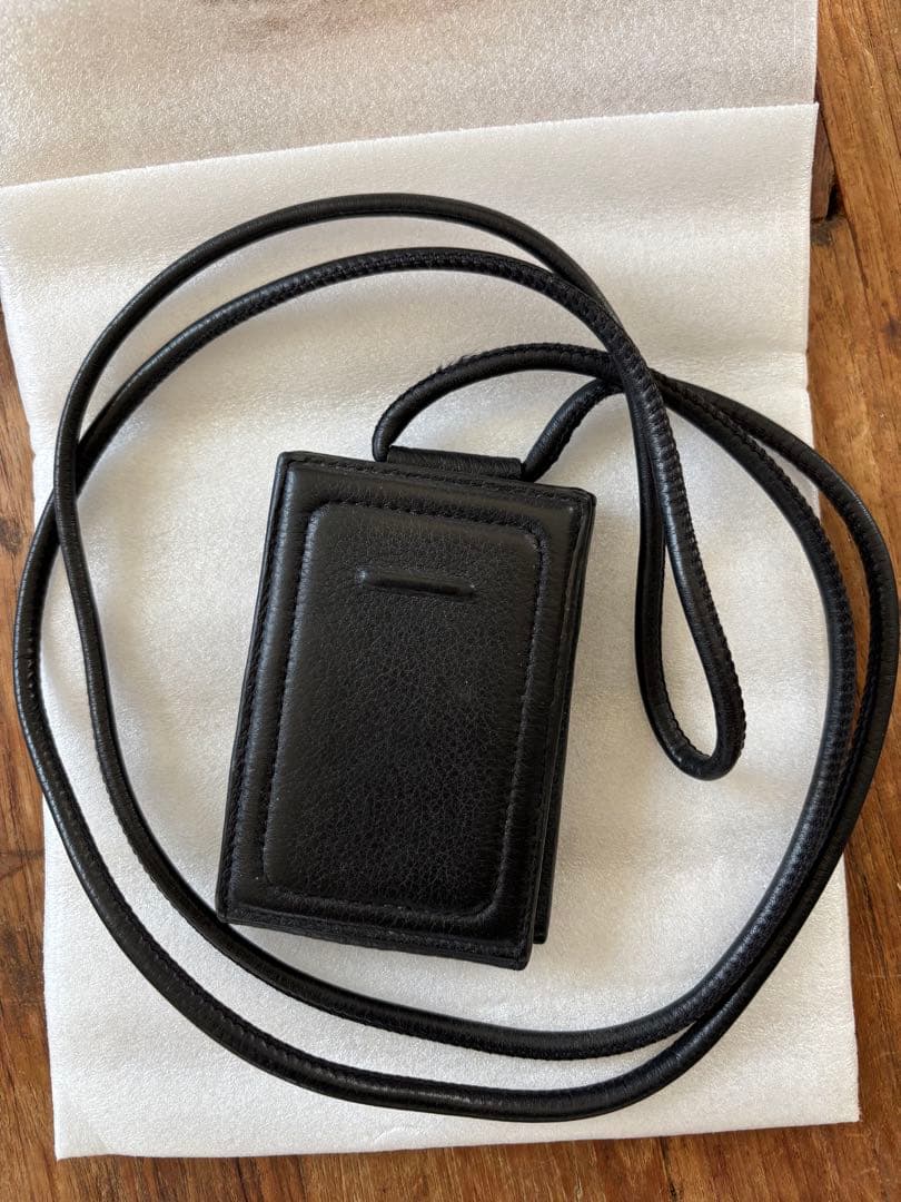 objcts.ioレザー ・ストラップ付きウォレットカードケース