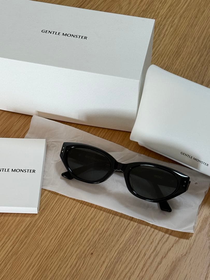 GENTLE MONSTER ROCOCO ブラック サングラス