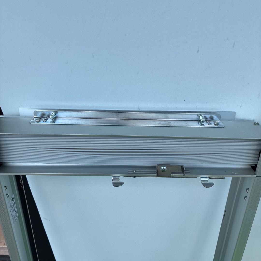 コイズミ 窓用エアコン 形名　KAW-1917 2022年製