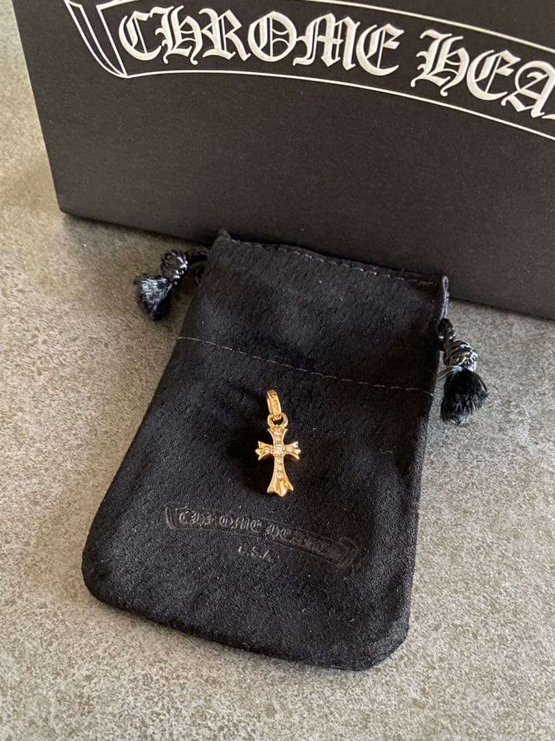 クロムハーツ22k ベビーファットクロス　ダイヤ　チャーム