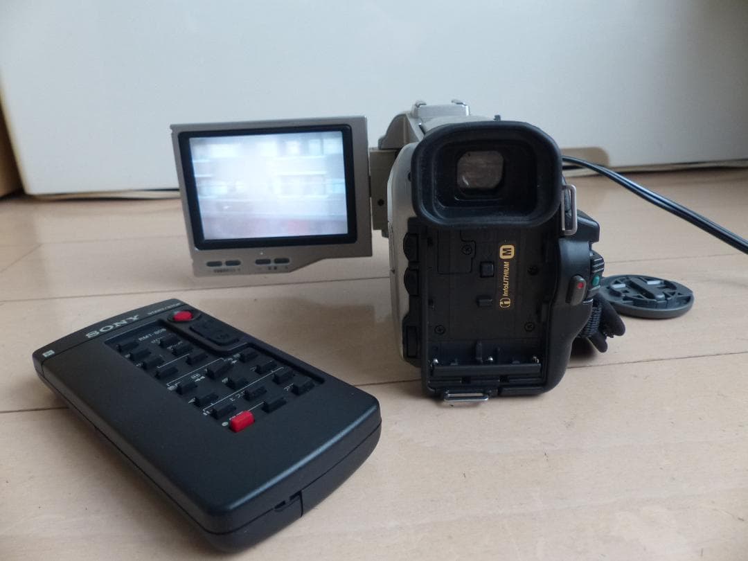 【リモコン・カラー説明書付き】SONY ハンディカム DCR-TRV8