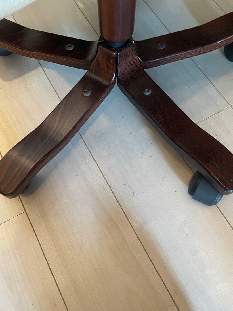 希少品　美品　stokke VARIER バリエールウイング　腰痛対策　姿勢矯正