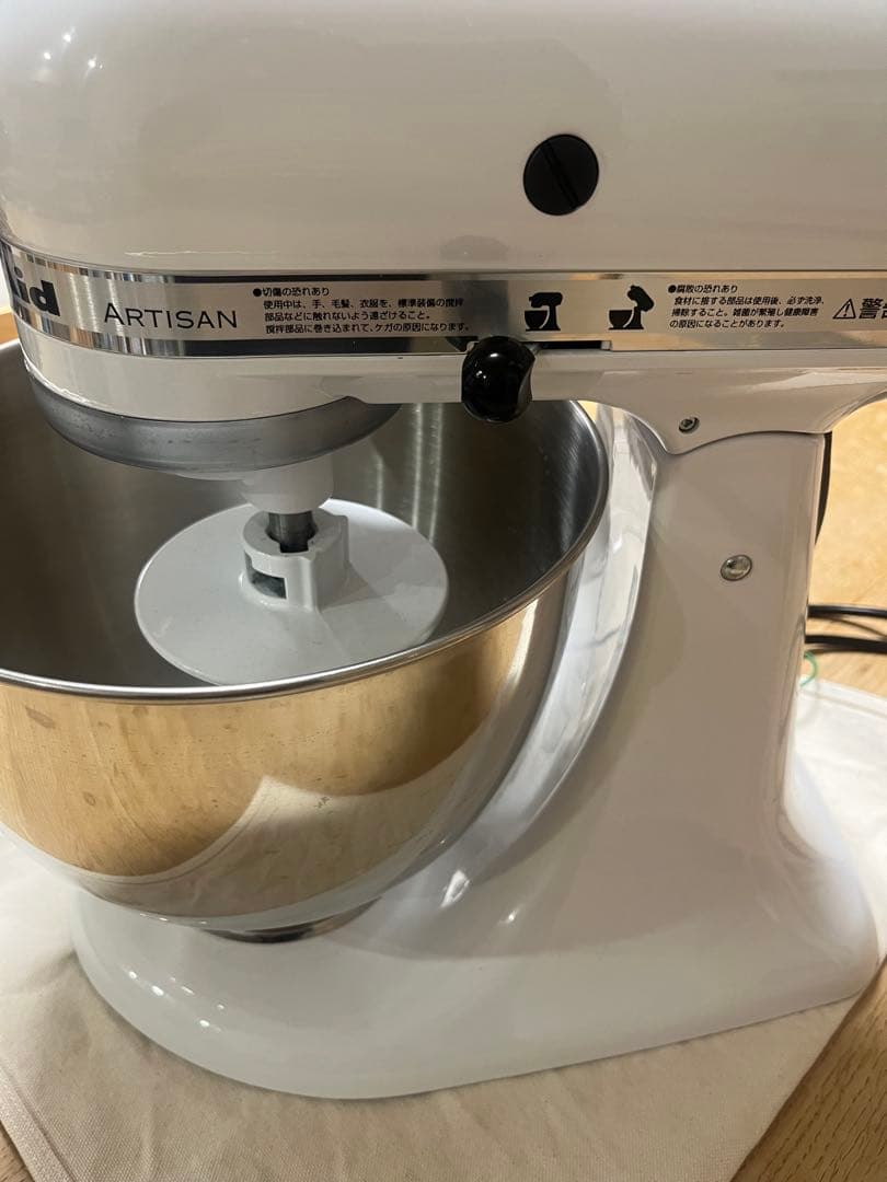 【美品】KitchenAid Artisan スタンドミキサー　ホワイト