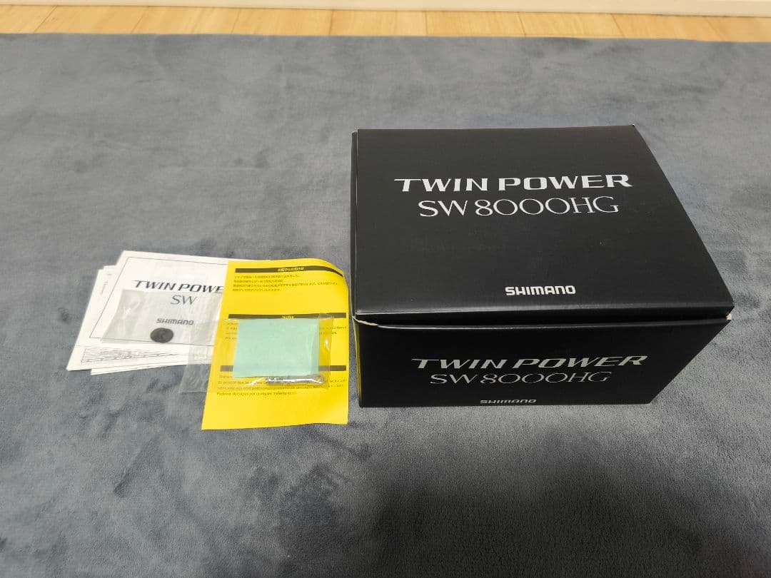 極美品　シマノ　ツインパワー　SW 8000HG　スピニングリール