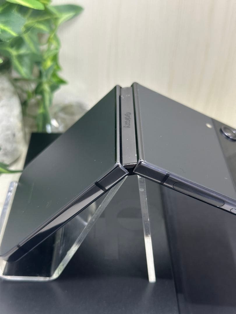 ✅SAMSUNG Galaxy Z Flip4 5G