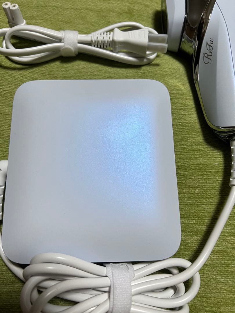 リファエピダブルクール　脱毛　美顔器