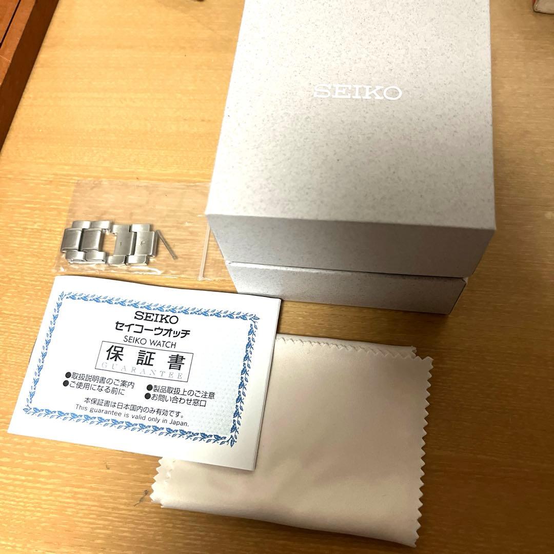 SEIKO 腕時計 自動巻き(手巻つき) ホワイト　SCVE049