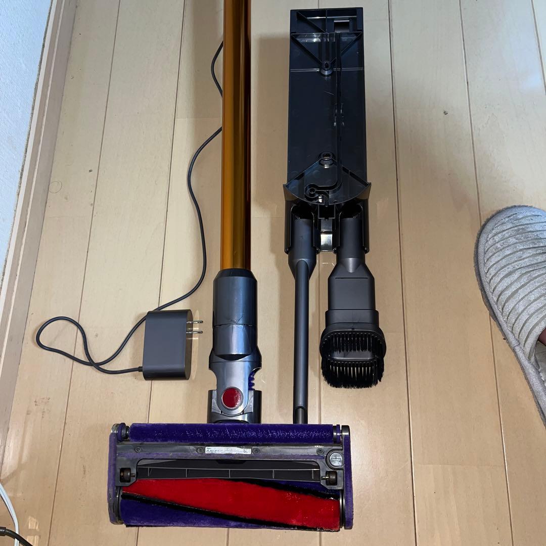 送料込　美品　V8 ￼SV10 スティック&ハンディ二刀流 46分ほど稼働