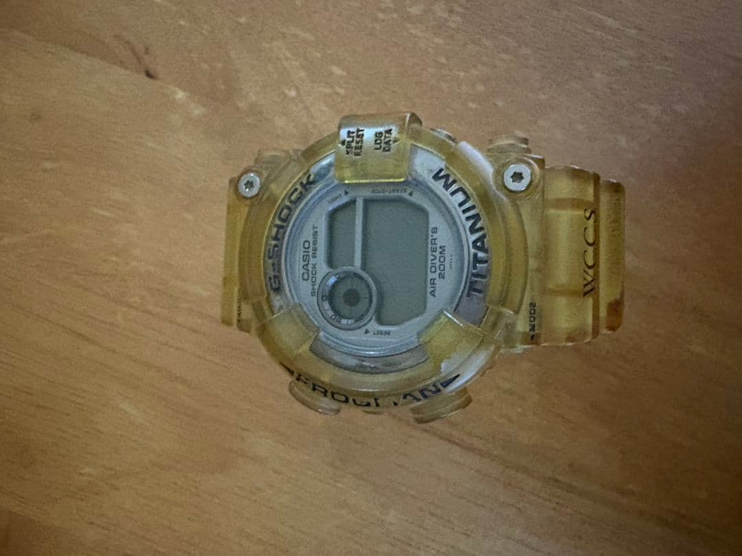 CASIO G-SHOCK クリアイエロー デジタル腕時計（箱なし、電池切れ）