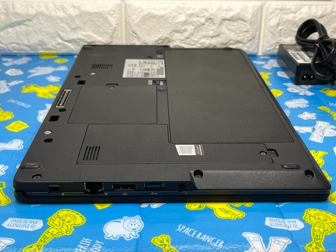 超美品 Office2024 美品 富士通 U748/S 14型 ノートPC