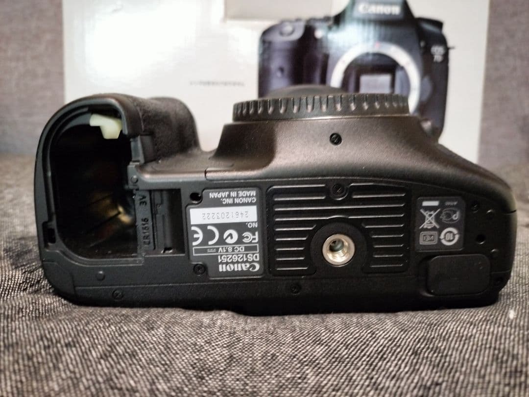 Canon EOS 7D BG-E7セット キャノン