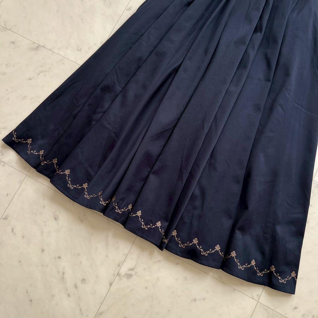 ヴァイオレットエヴァーガーデン×MAYLA アイコニックスカート Akora