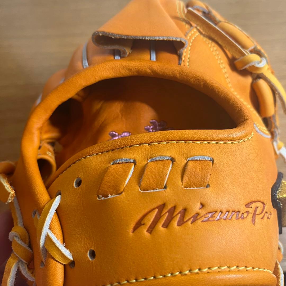 ミズノプロ 一般軟式 グローブ グラブ 投手 ピッチャー用 極美品 刺繍あり