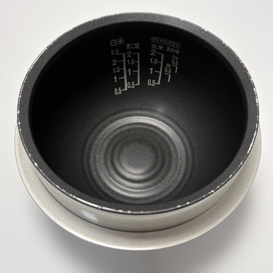 美品✨TOSHIBA RC-4ZPJ 高級 IH炊飯ジャー 備長炭 かまど本羽釜