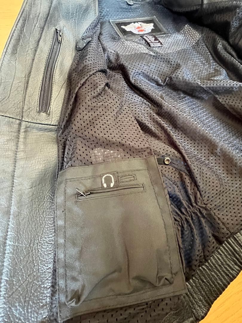 【未使用】Harley-Davidson本革ライダースジャケット(インナー付属)