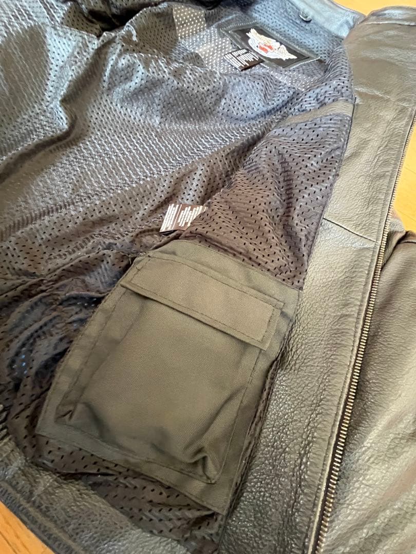 【未使用】Harley-Davidson本革ライダースジャケット(インナー付属)