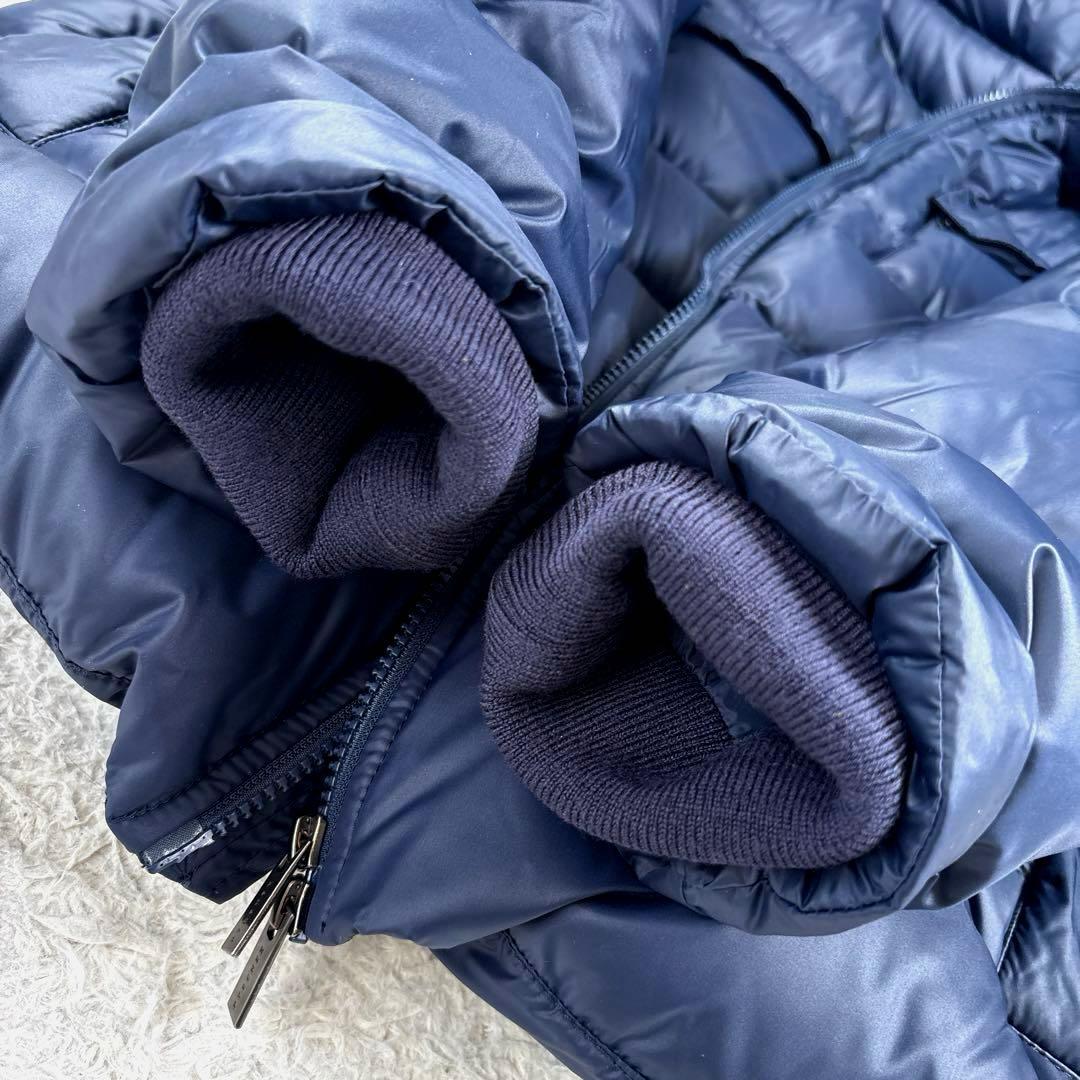 ピレネックス　バジーレ　ダウンジャケット　ロゴワッペン　スタンドカラー　ネイビー