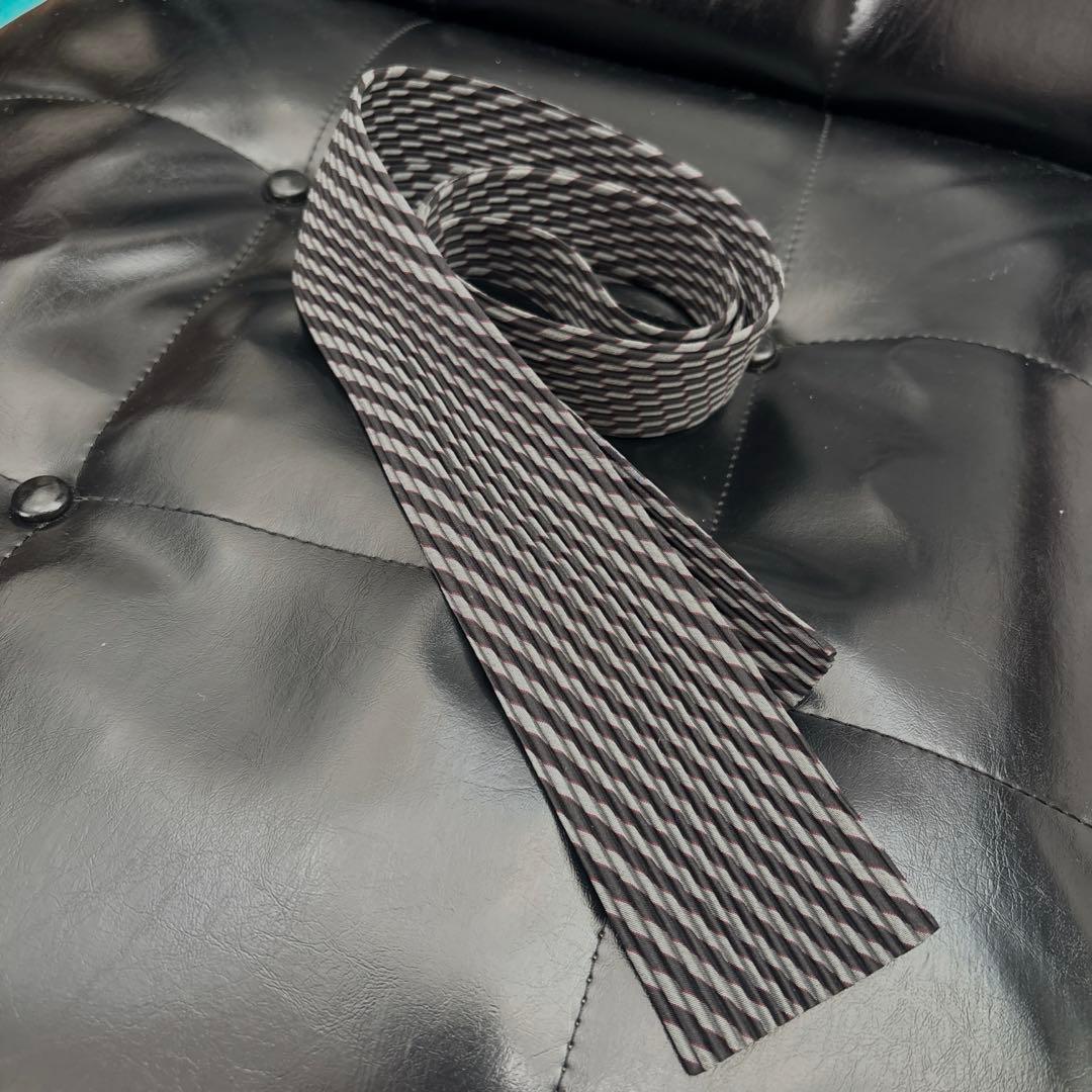 ISSEY MIYAKE プリーツネクタイHOMME PLISSE