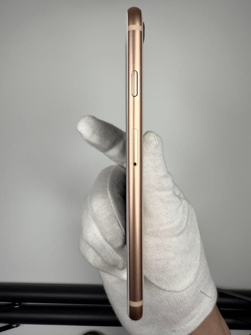 iPhone 8 64GBピンクゴールドSIMロックなし バッテリー82% 本体