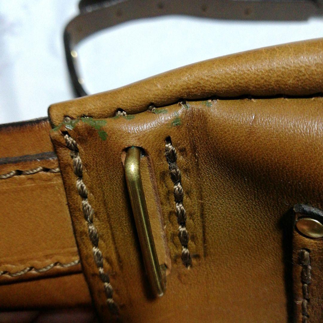 HERZ ヘルツ レザー ボディバッグ ブラウン