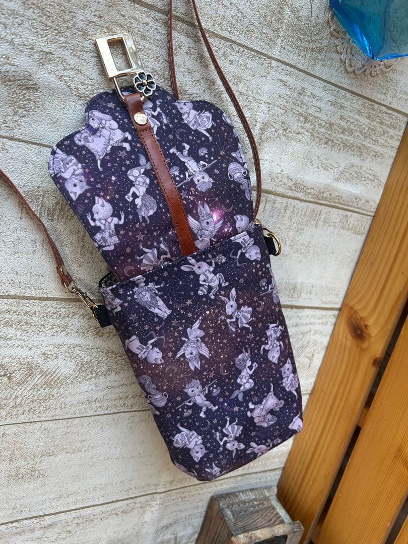 ルー♡ジョリーフルール 縦型スマホショルダー