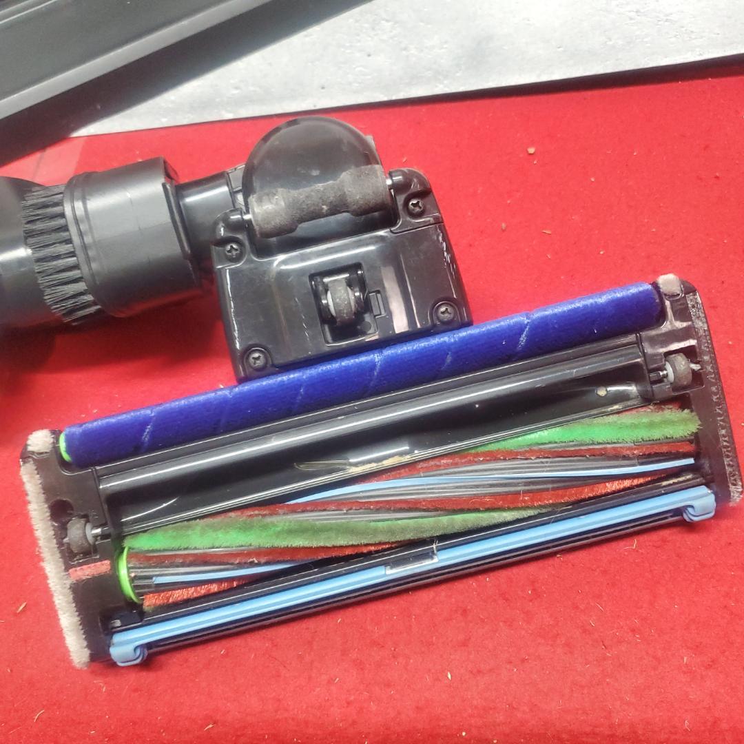 HITACHI/日立 充電式掃除機サイクロンクリーナー PV-BE700