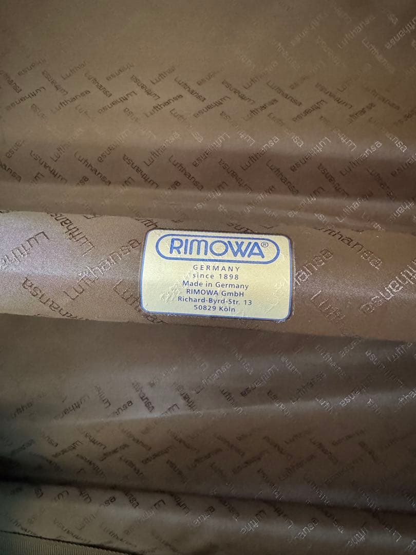 リモワ製限定品　ルフトハンザボーイング747-8 85L 電子タグ付きモデル