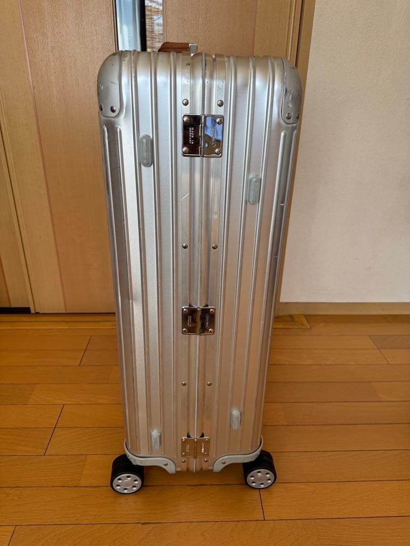 リモワ製限定品　ルフトハンザボーイング747-8 85L 電子タグ付きモデル