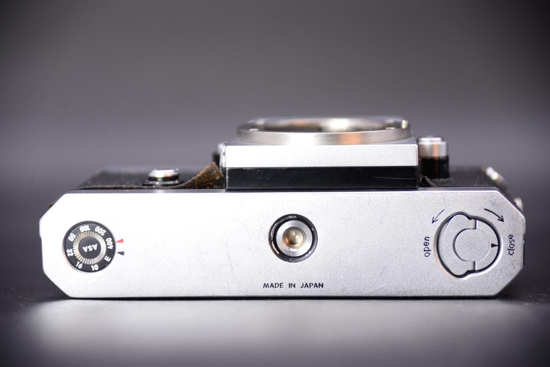 Nikon ニコン F フィルムカメラ アイレベル 富士山マーク 648万台