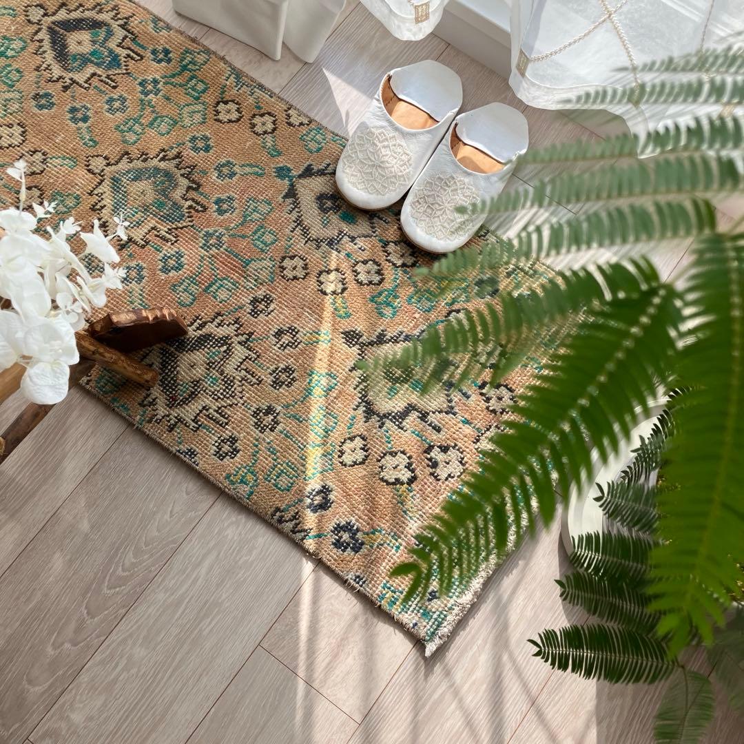 厚みウール　くすみベージュ　グリーン　ロング　ランナー　トルコヴィンテージラグ