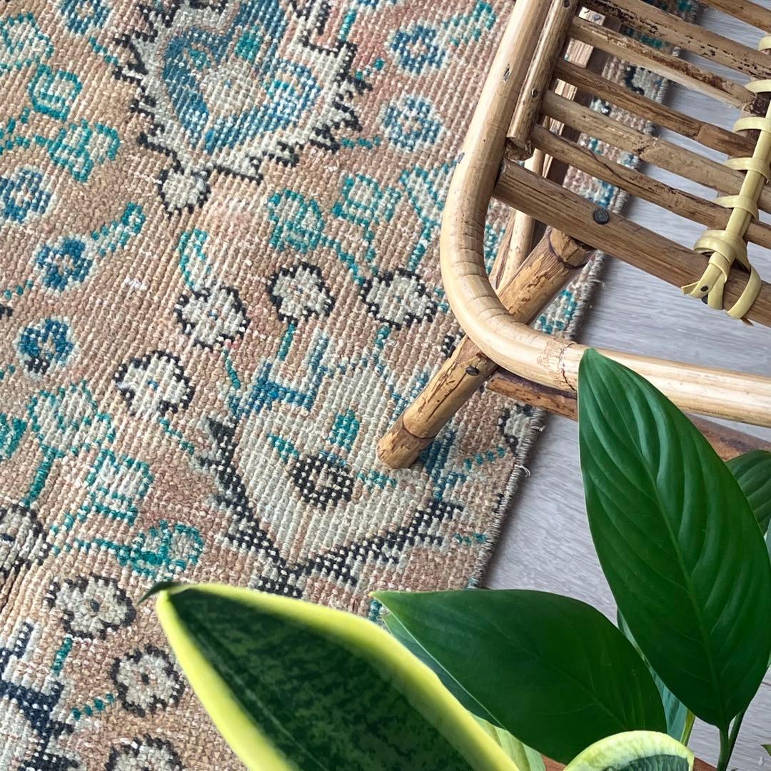 厚みウール　くすみベージュ　グリーン　ロング　ランナー　トルコヴィンテージラグ