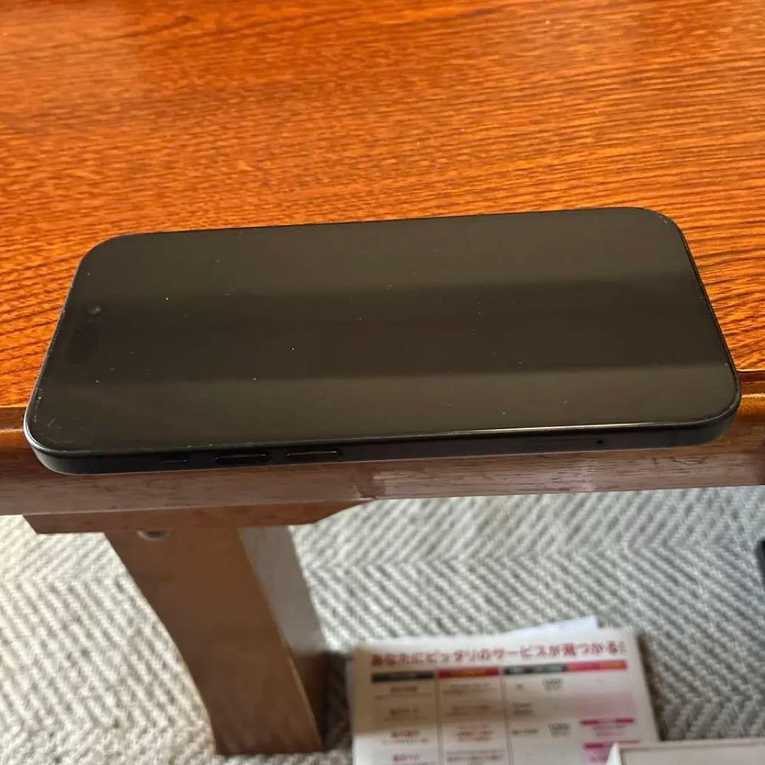 Apple iPhone 15 ブラック 本体　SIMフリー