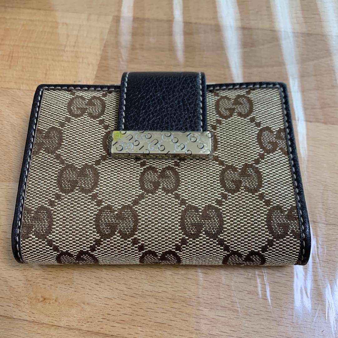 グッチの名刺入れ カードケース 金具に汚れあり 箱付き