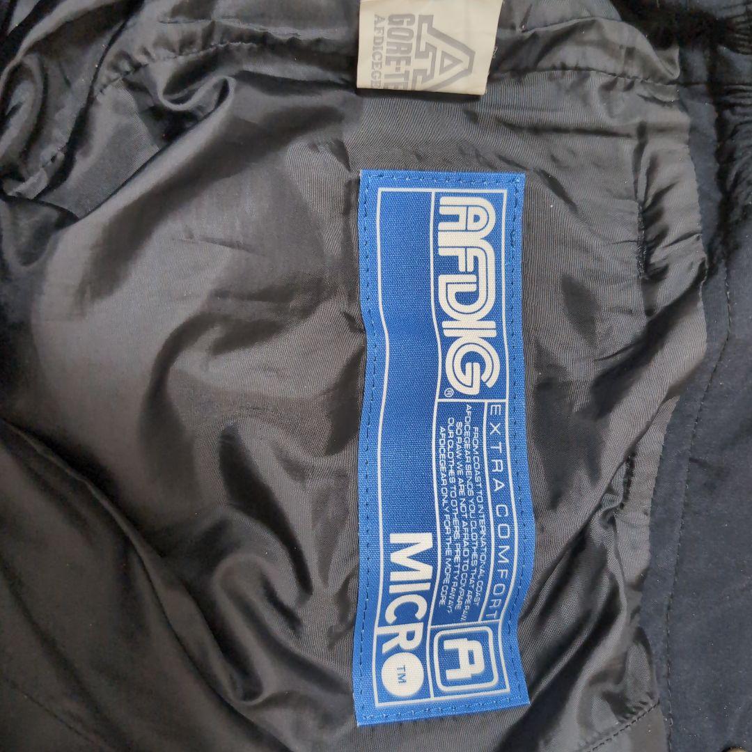 goodenough　 グッドイナフ　スノボウェア 上下セット