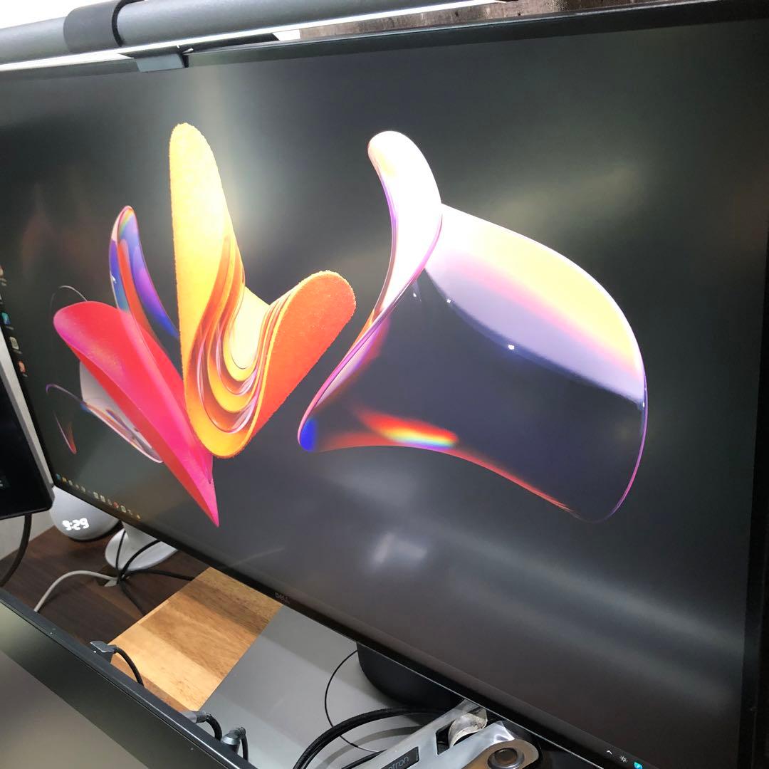 Dell 4Kモニター 27インチ U2718QM