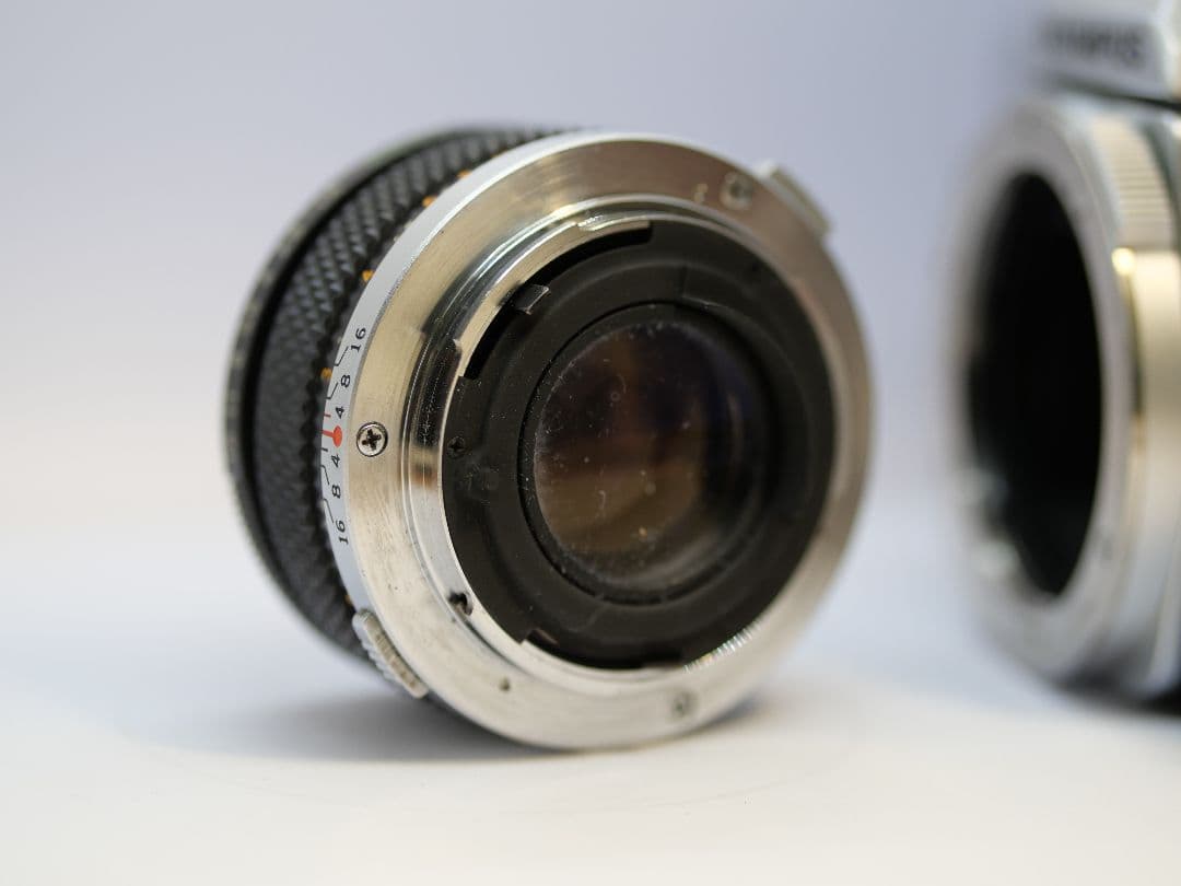 Olympus フィルム一眼レフカメラ F.Zuiko 50mm