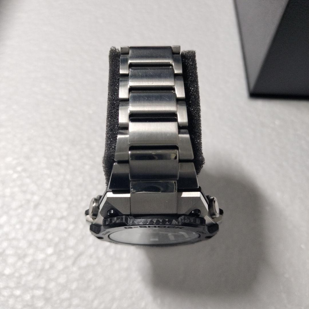 CASIO G-SHOCK GST-B400XD-1A2JF 生産終了モデル