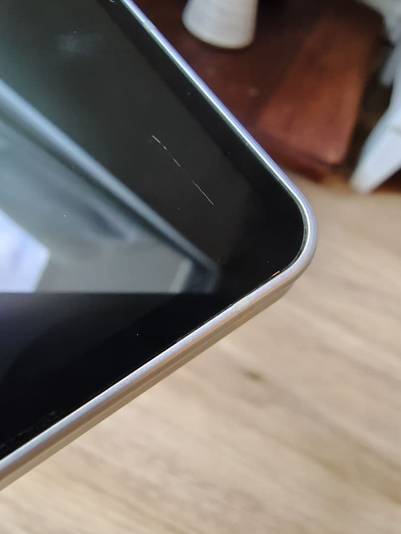 AQUOS sense6（SH-M19）シルバー 【本体のみ】